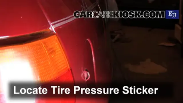 1993 Opel Astra F 1.4L 4 Cyl. Tires & Wheels Check Tire Pressure